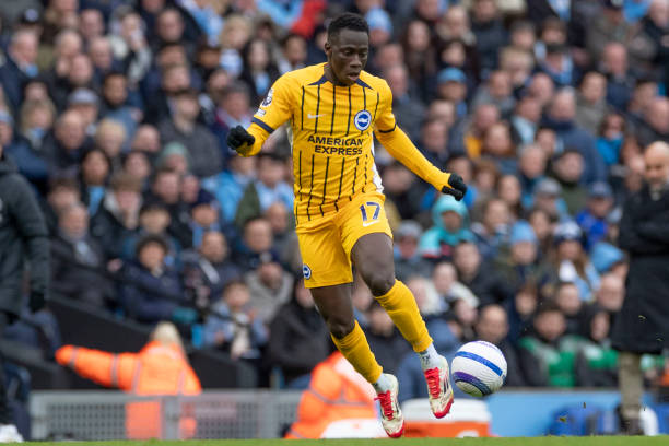 也凸显了球 也凸显了球